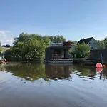 Hausboot Nordseekueste Wilhelmshaven