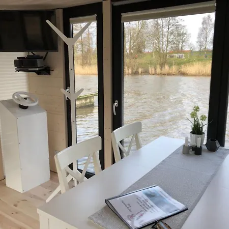 보트호텔 Hausboot Nordseekueste *