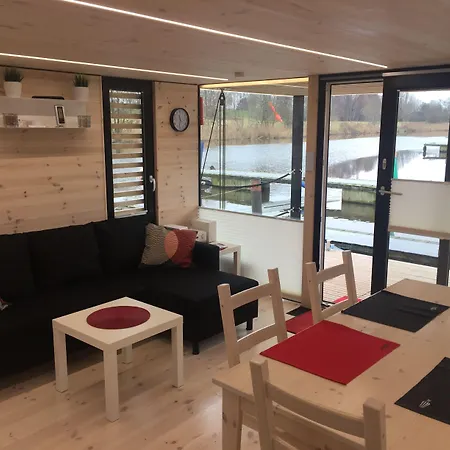 Hausboot Nordseekueste Ботель *
