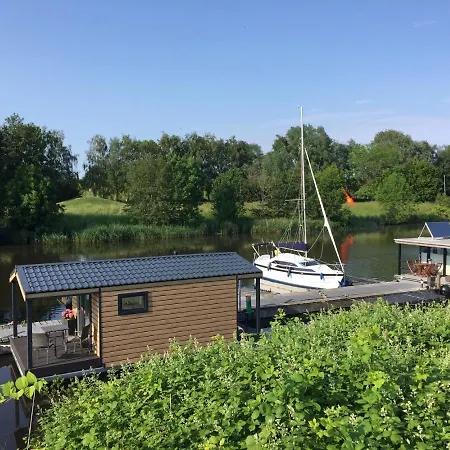 보트호텔 Hausboot Nordseekueste