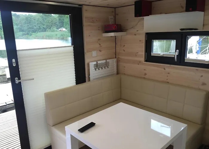 Hausboot Nordseekueste Ботель