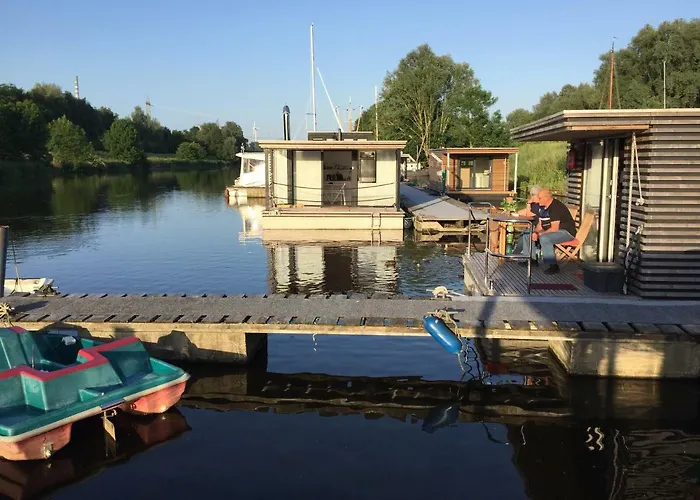 Hausboot Nordseekueste Ботель *