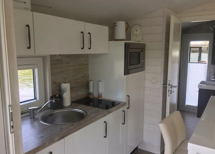 Ботель Hausboot Nordseekueste