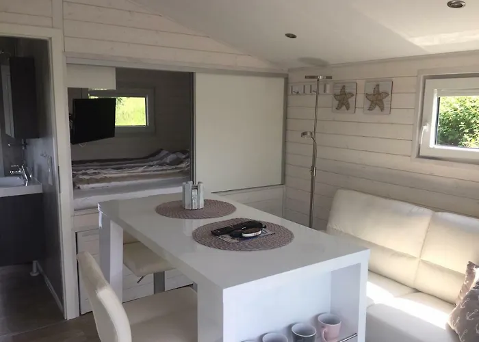 Ботель Hausboot Nordseekueste Вильгельмсхафен