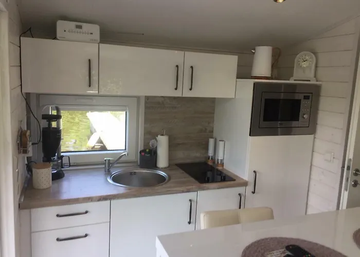 Hausboot Nordseekueste Ботель *